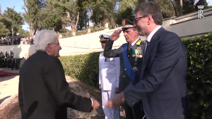 Mattarella alla cerimonia per il 250/o anniversario della Guardia di Finanza