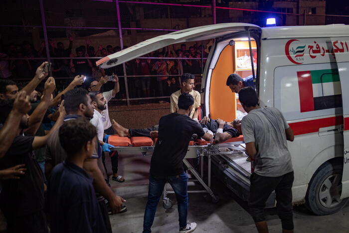 Gaza, media: 11 morti e 15 feriti in raid d'Israele su al-Mawasi