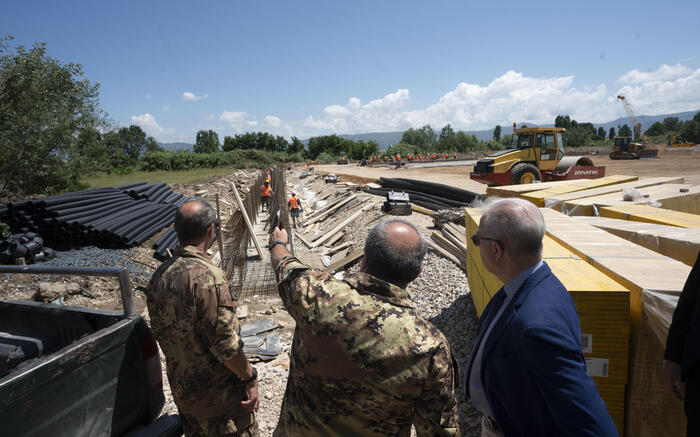 Pronti i centri per migranti in Albania, apertura entro una settimana – Notizie – Ansa.it