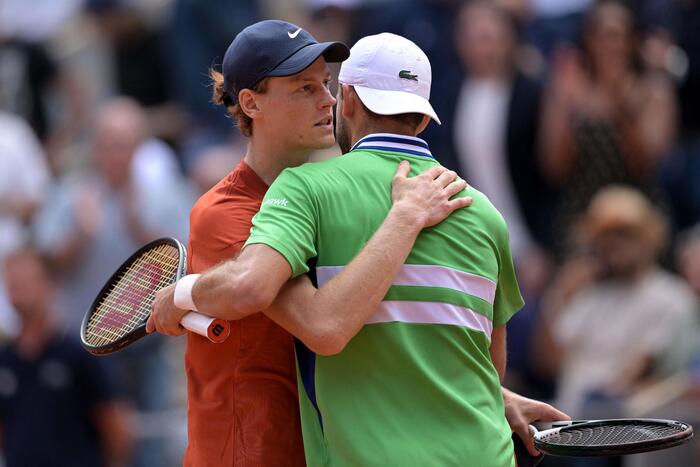 Roland Garros: Djokovic går i pension och Sinner är nr 1 i världen.  ”Allas dröm, förlåt Novak” – Nyheter