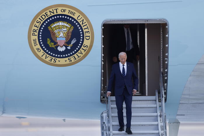 Biden: 'Pronto al secondo dibattito con Trump a settembre