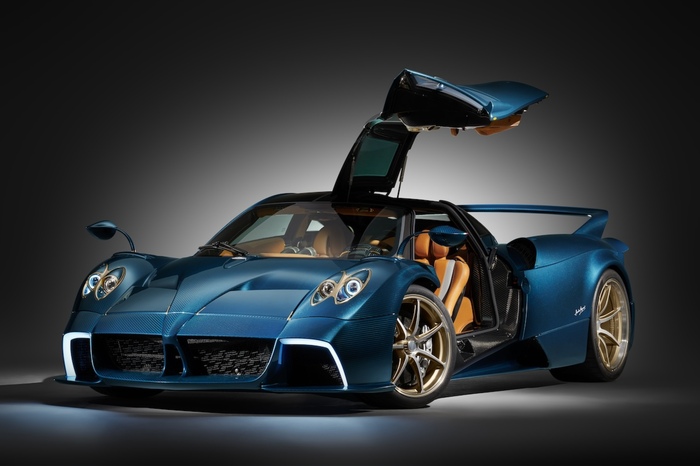 Ejemplo de Pagani Huayra: el único con caja de cambios manual – Mondo Motori