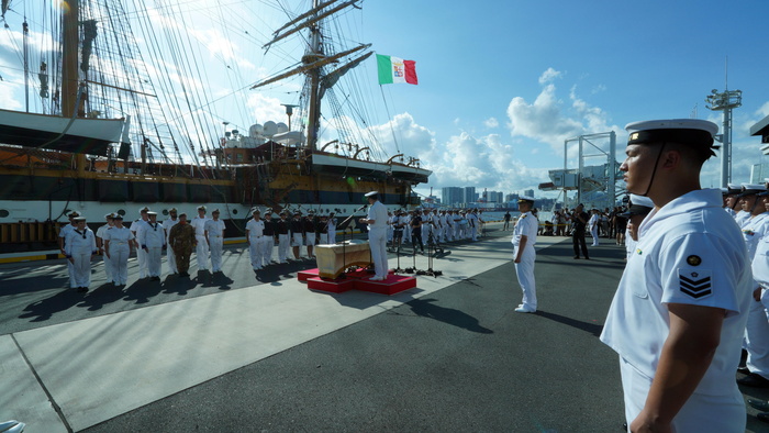 Amerigo Vespucci in Tokyo for first time in 93 years