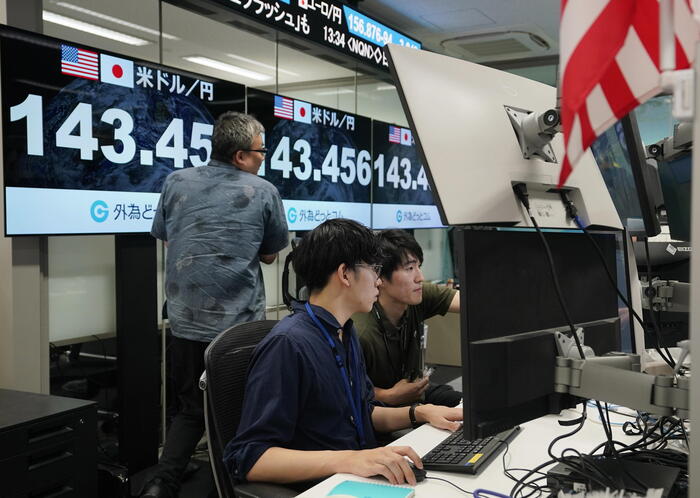 Rimbalzo per la Borsa di Tokyo, apre con +4%