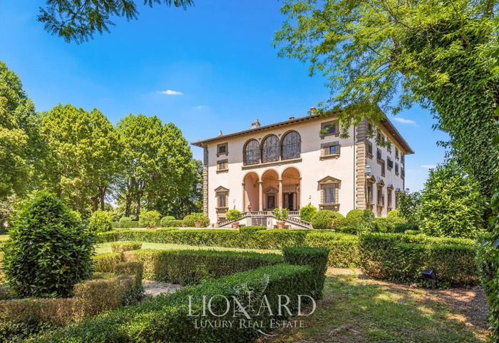 Queen Victoria villa near Florence on sale