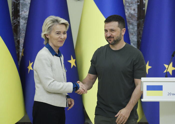 Ucraina, Von der Leyen: ‘Dalla Ue 35 miliardi di euro a Kiev’ – Notizie – Ansa.it