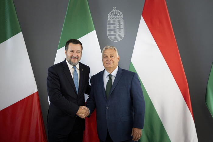 Salvini da Orban: ‘Urgente fermare il conflitto in Ucraina’ – Notizie – Ansa.it