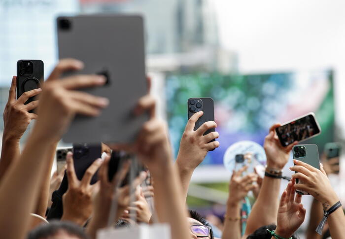 Apple Intelligence arriverà in Ue e in italiano da aprile 2025