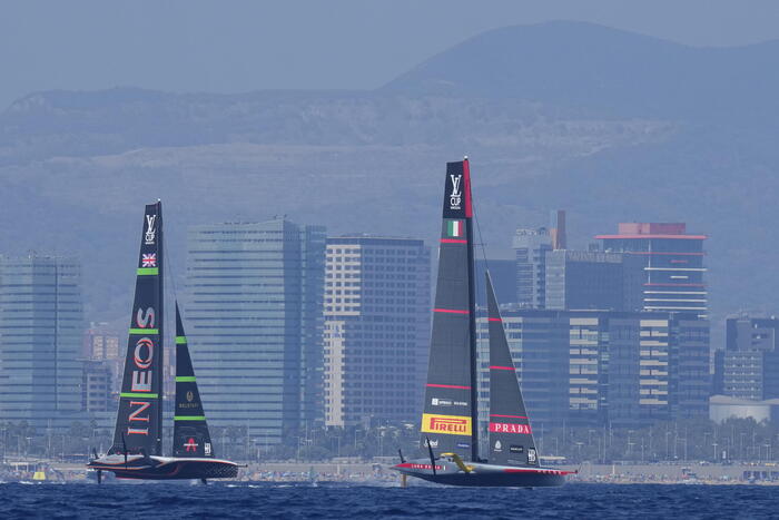 Luna Rossa – Ineos Britannia 1-1 nella prima giornata di finale della Louis Vuitton Cup – Notizie – Ansa.it