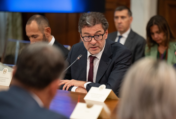 Giorgetti: ‘Il Piano strutturale di bilancio non dimentica nessuno, focus su pensioni e sistema sanitario’ – Notizie – Ansa.it