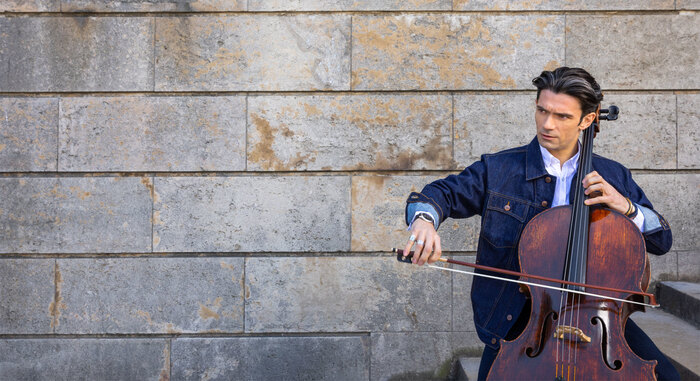 Il violoncellista Gautier Capuçon in concerto a Bologna