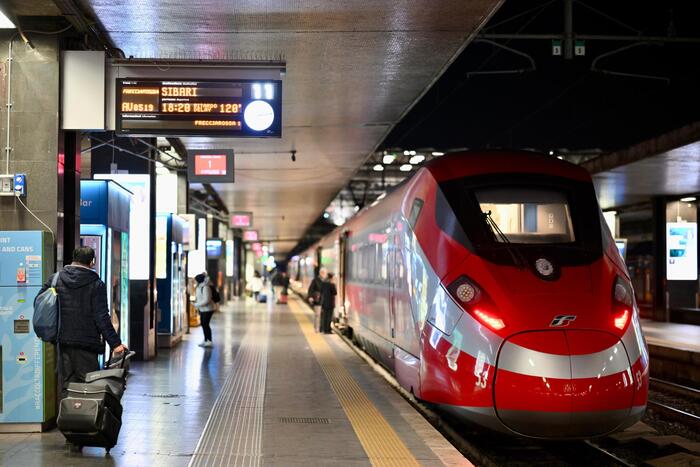 Garante, fasce di garanzia per i treni anche nei festivi