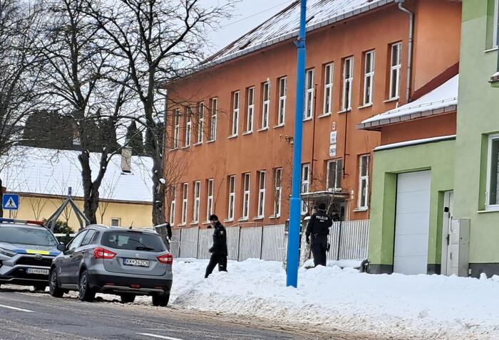 Slovacchia, uno studente modello uccide la vicepreside e una alunna