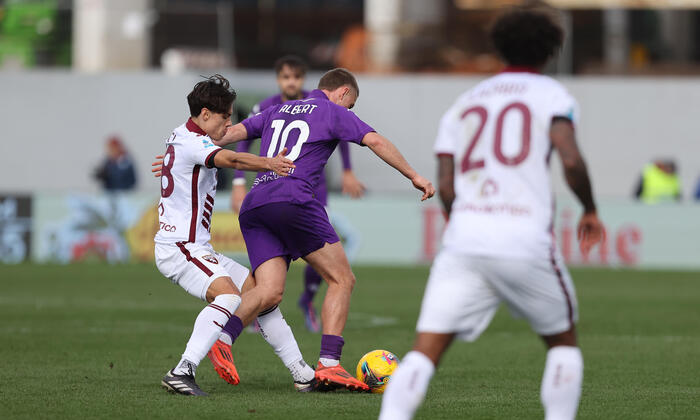 Fiorentina-Torino 1-1, Viola fischiati, cuore Toro