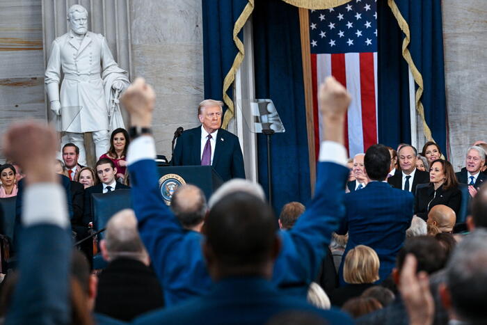 Inauguration day, Trump ha giurato, è il 47/o presidente degli Stati Uniti: 'Deporterò milioni di migranti illegali'. E&nbsp;sul Canale di Panama: 'Ce lo riprenderemo'- LIVE