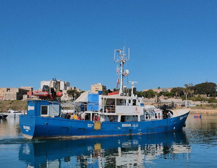 Bodies of 2 children recovered after Med migrant shipwreck