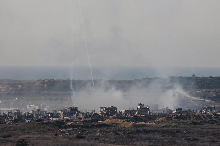 Medio Oriente, la tregua scatta domenica. A Gaza 7 morti nella notte in due attacchi israeliani