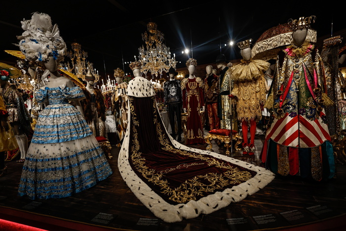 Al via mostra Dolce & Gabbana al Grand Palais di Parigi