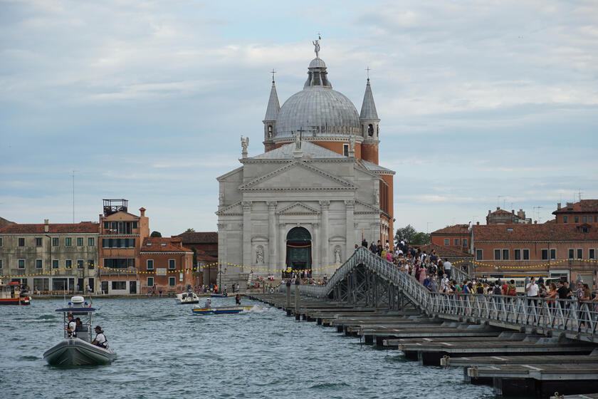 L'ITALIA È NELLA TOP TEN DEL TURISMO GLOBALE