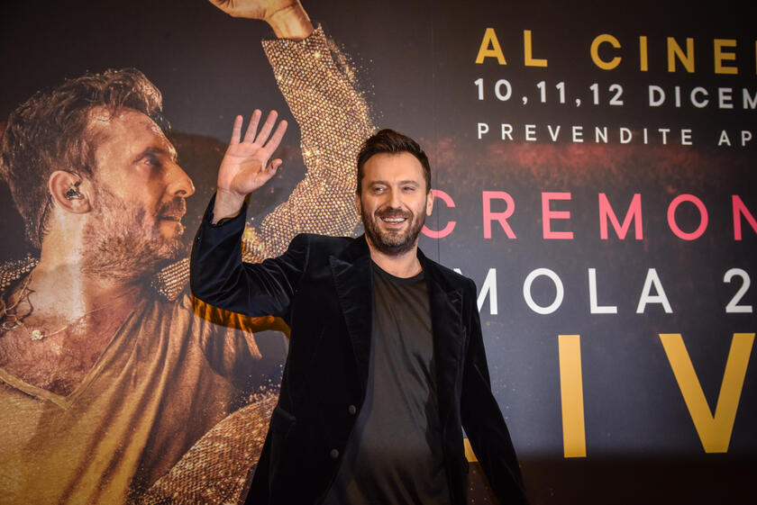 Musica: presentato a Milano il 'Cremonini Imola 2022 live'