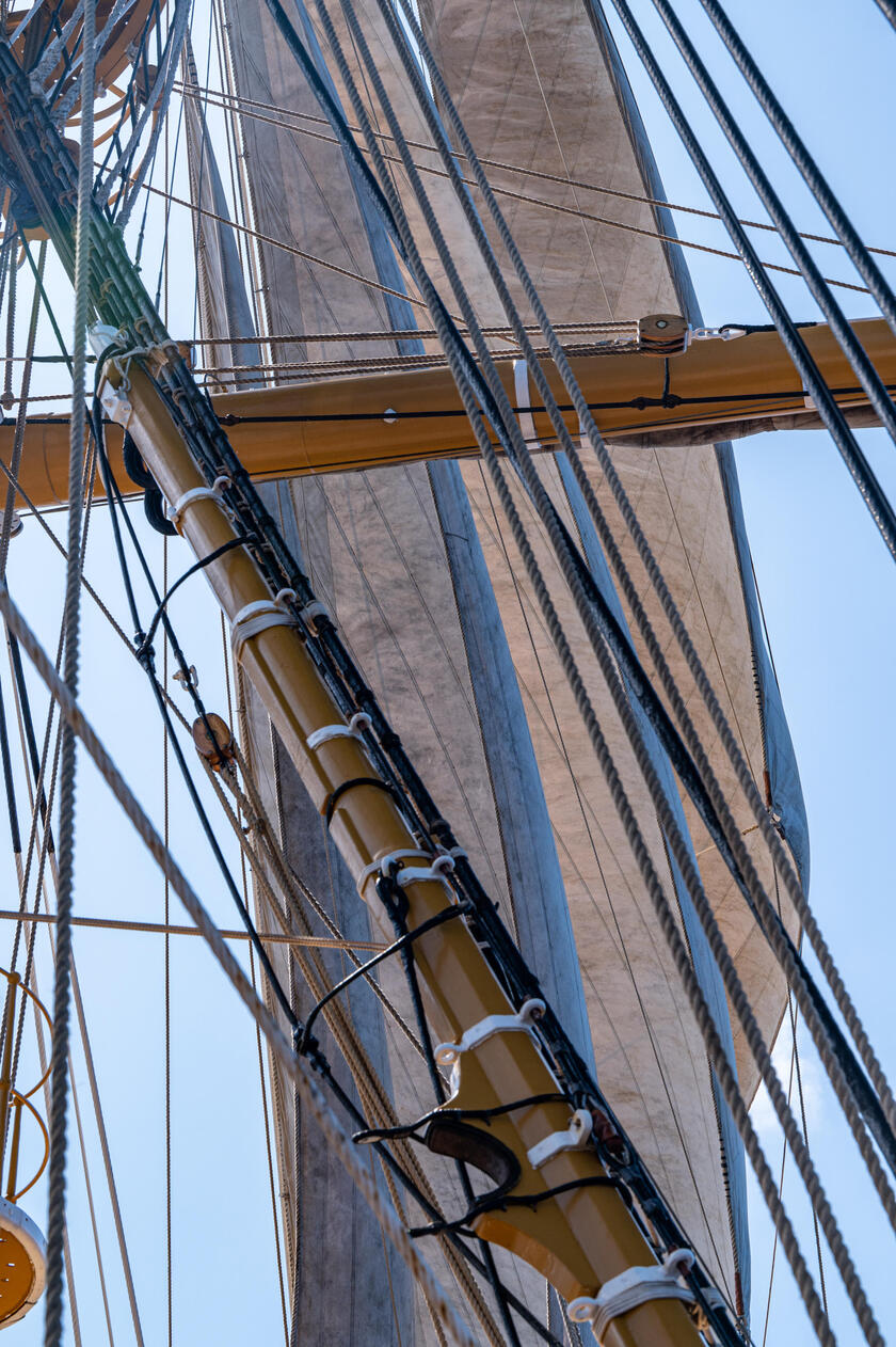 Vespucci in navigazione verso il porto di Fortaleza (Brasile) - RIPRODUZIONE RISERVATA