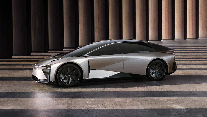 Lexus con due concept elettrici al Japan Mobility Show © ANSA/Web