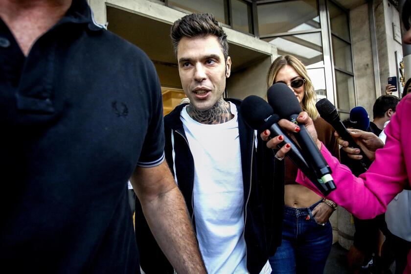 ++ Fedez dimesso, lascia ora il Fatebenefratelli ++ - RIPRODUZIONE RISERVATA