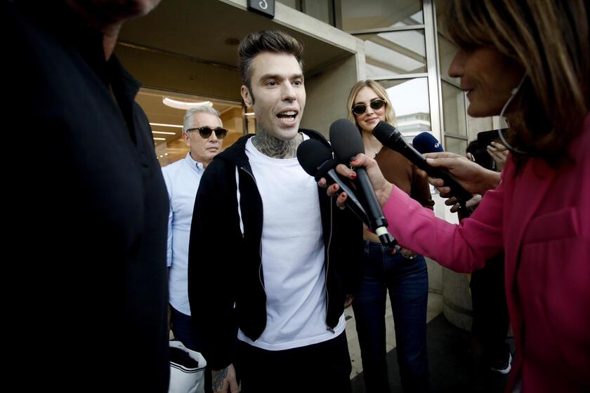 ++ Fedez dimesso, lascia ora il Fatebenefratelli ++ - RIPRODUZIONE RISERVATA