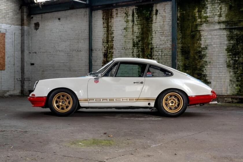 Porsche 911 STR II by Magnus Walker © ANSA/Porsche