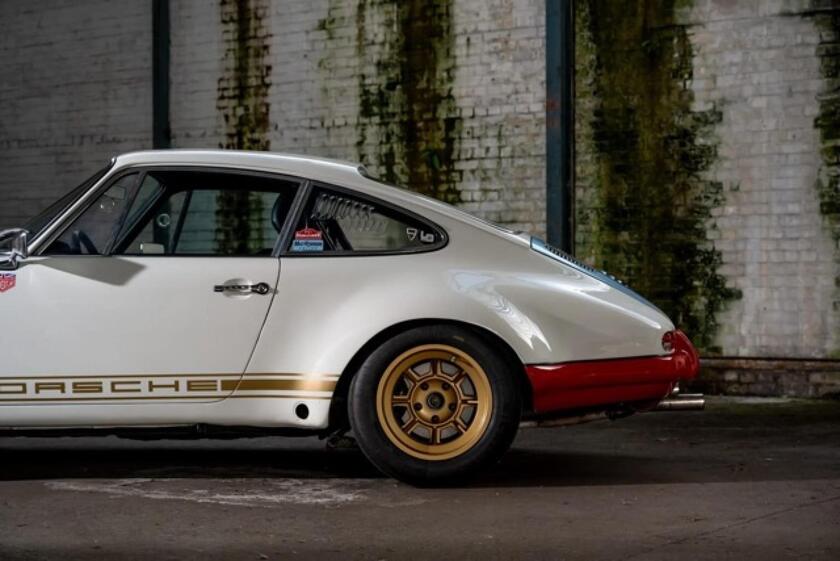 Porsche 911 STR II by Magnus Walker © ANSA/Porsche