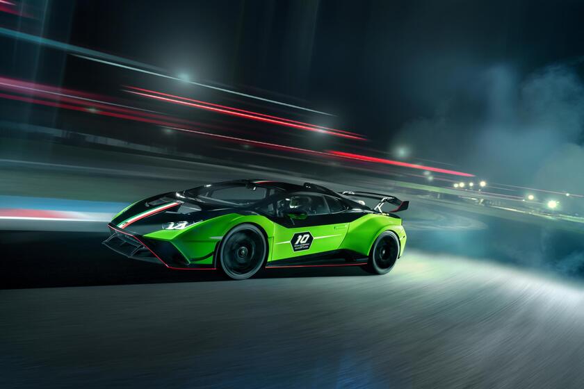 Lamborghini Huracan STO SC 10/mo Anniversario - RIPRODUZIONE RISERVATA