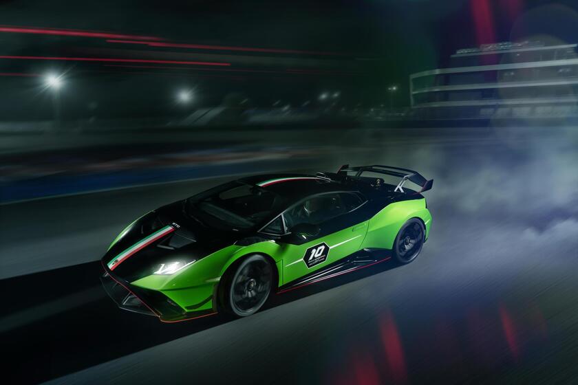 Lamborghini Huracan STO SC 10/mo Anniversario - RIPRODUZIONE RISERVATA