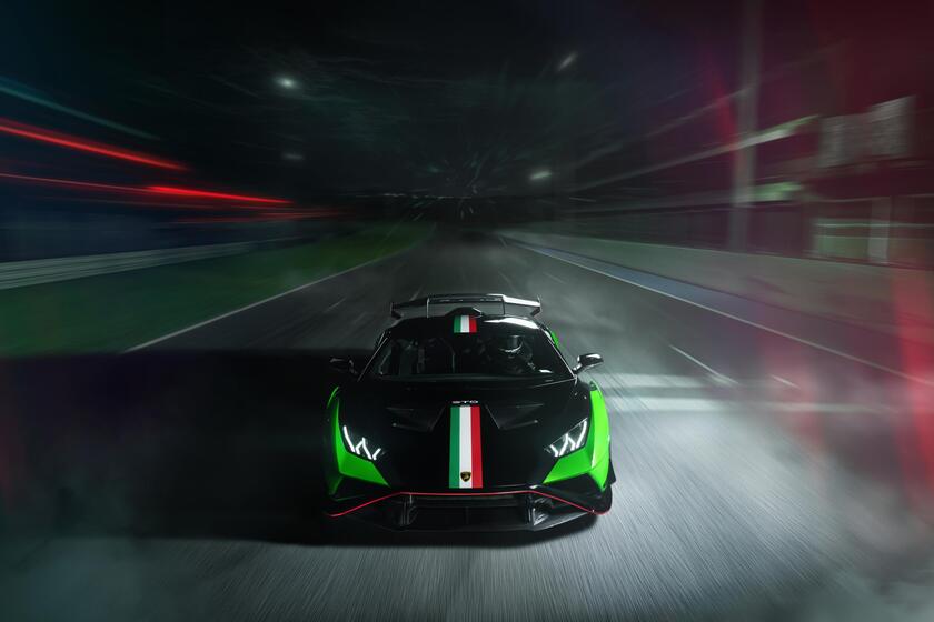 Lamborghini Huracan STO SC 10/mo Anniversario - RIPRODUZIONE RISERVATA