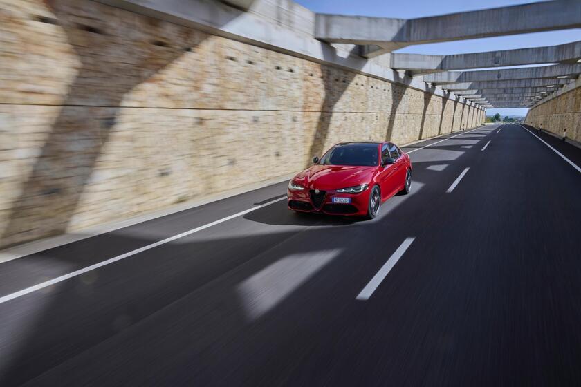 Alfa Romeo Giulia Stelvio e Tonale Tributo Italiano - RIPRODUZIONE RISERVATA