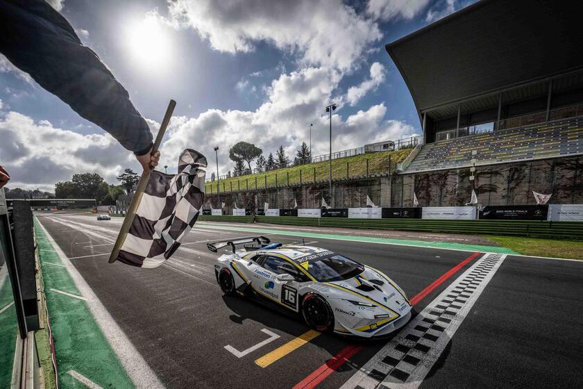 Lamborghini World Finals a Vallelunga - RIPRODUZIONE RISERVATA