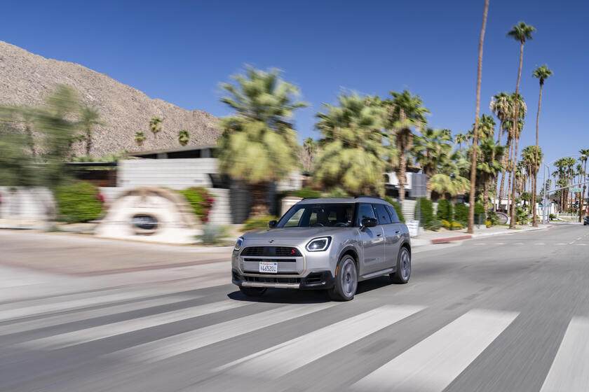 Mini Countryman S ALL4 - RIPRODUZIONE RISERVATA