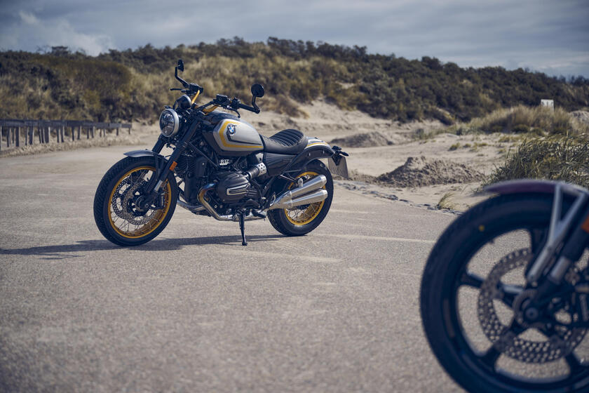 Bmw R12 e R12 NineT © ANSA/Bmw Motorrad