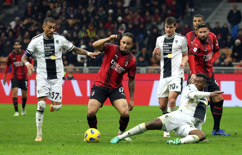 Soccer; serie A: Ac Milan vs Udinese - RIPRODUZIONE RISERVATA