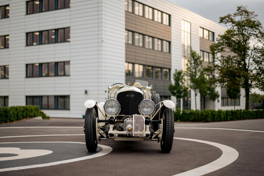 Bentley Speed Six e Bowler © ANSA/Bentley