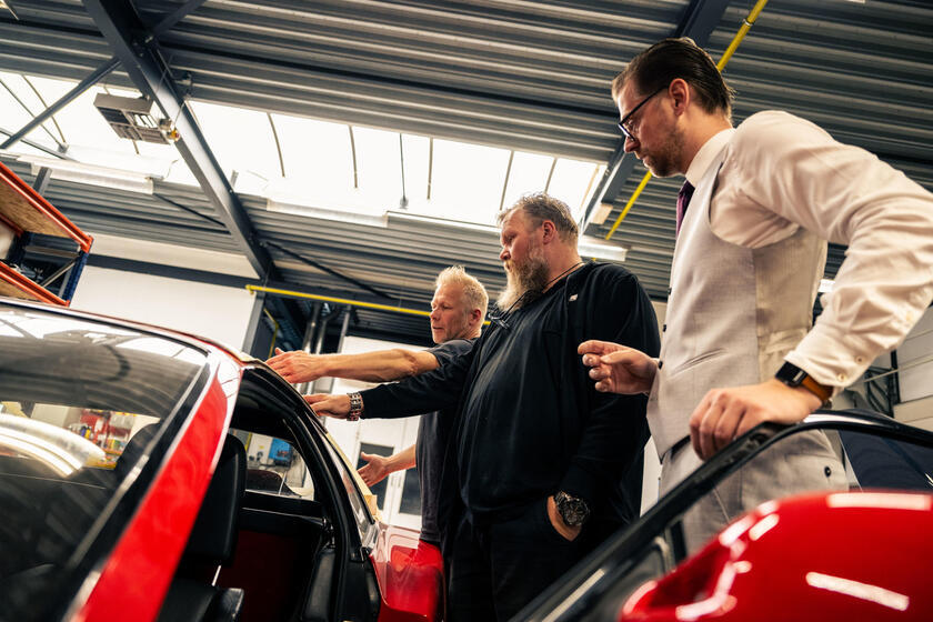 Testarossa targa by Niels van Roij Design © ANSA/Niels van Roij Design