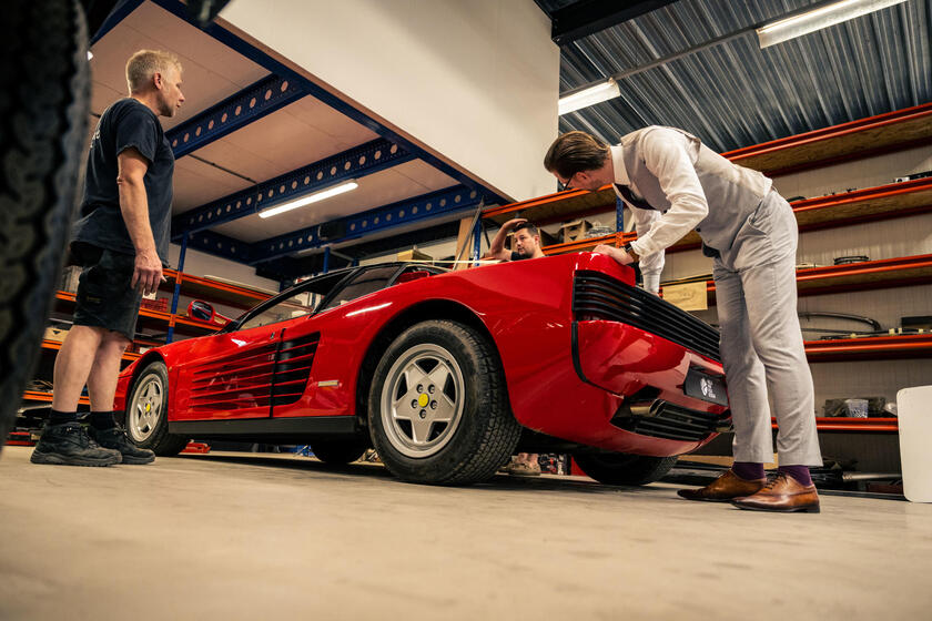 Testarossa targa by Niels van Roij Design © ANSA/Niels van Roij Design