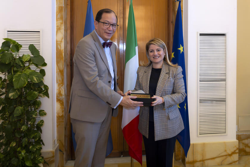 Maria Tripodi incontra Michael Tene - RIPRODUZIONE RISERVATA