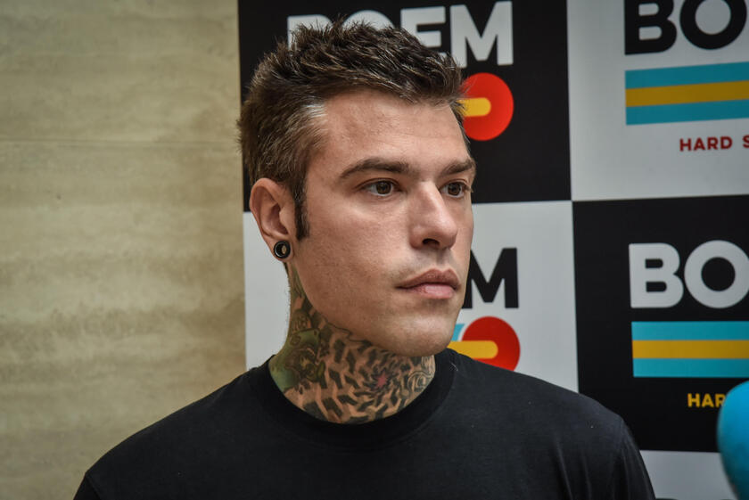 Fedez e Lazza lanciano il seltzer ÂBoemÂ - RIPRODUZIONE RISERVATA