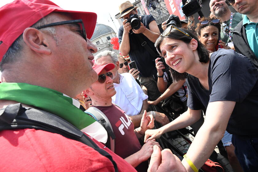 Al via la manifestazione Cgil e associazioni per salute e sanit� - RIPRODUZIONE RISERVATA