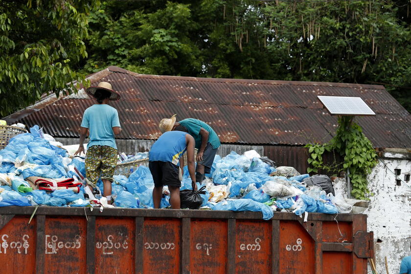 Myanmar marks World Environment Day © ANSA/EPA