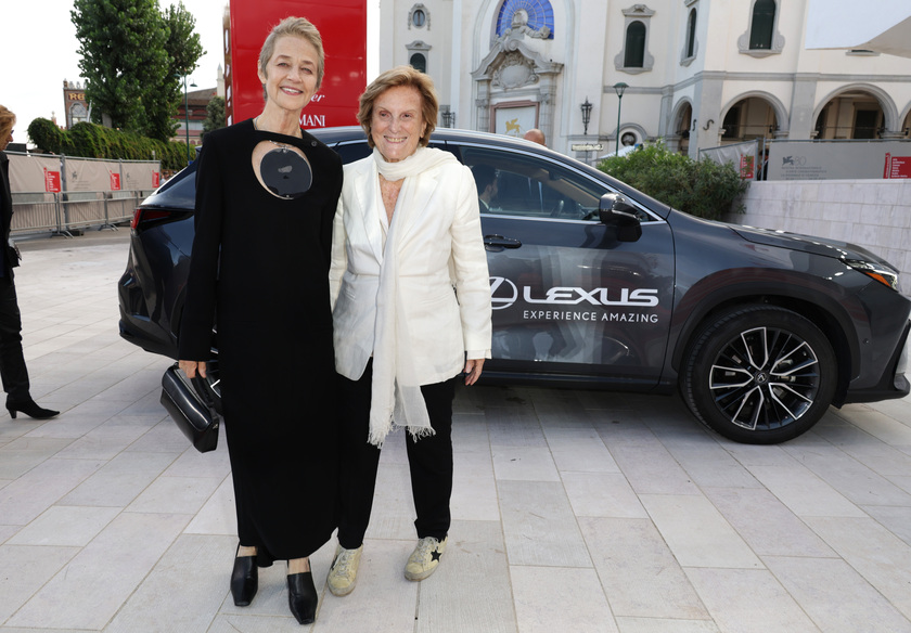 Charlotte Rampling e Liliana Cavani © ANSA/Lexus/Getty Images