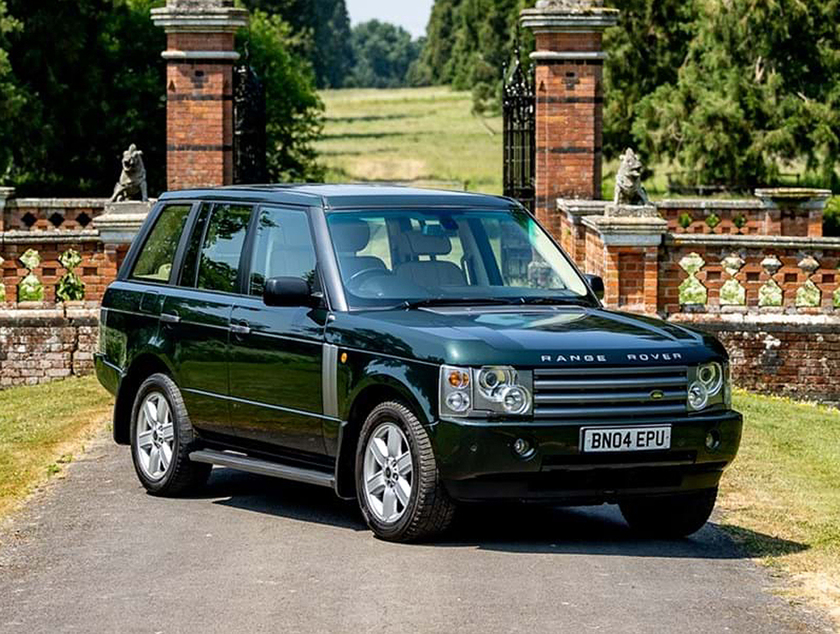 Un giallo la Range Rover forse appartenuta a Elisabetta II - RIPRODUZIONE RISERVATA