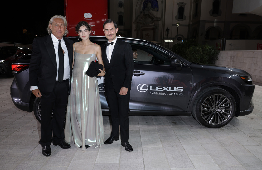 Steve Rabineau, Grace Palma e Clemens Schick © ANSA/Lexus/Getty Images