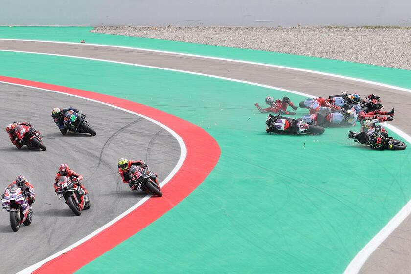 TOPSHOT-MOTO-PRIX-ESP-MOTOGP-RACE © ANSA/AFP