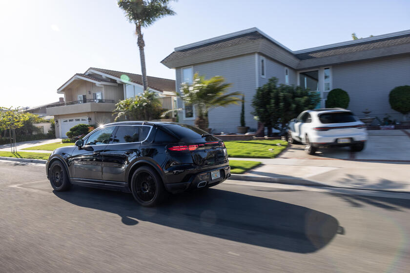 Porsche Macan EV © ANSA/WEB